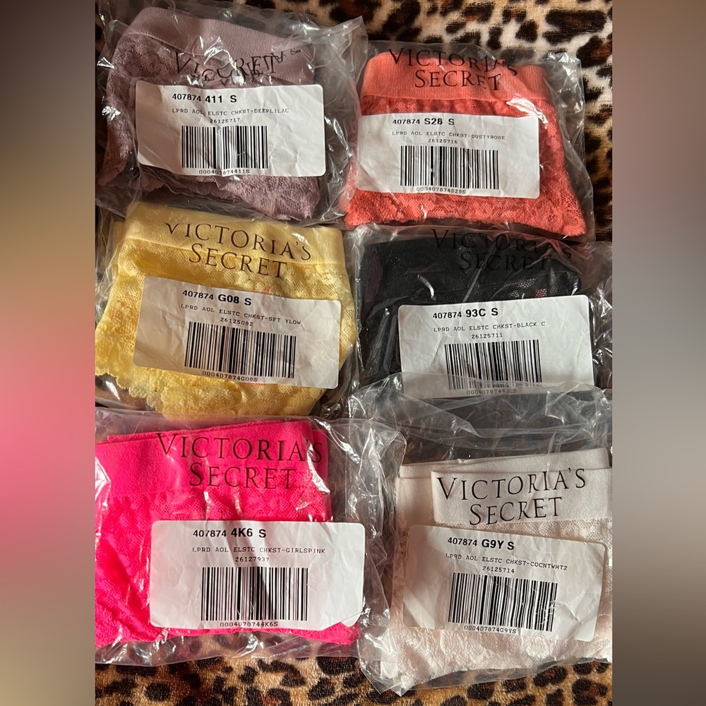 VS size Small cheeksters